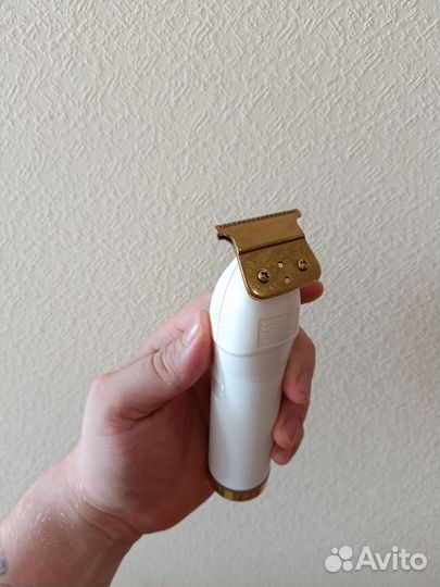 Триммер для бороды и усов