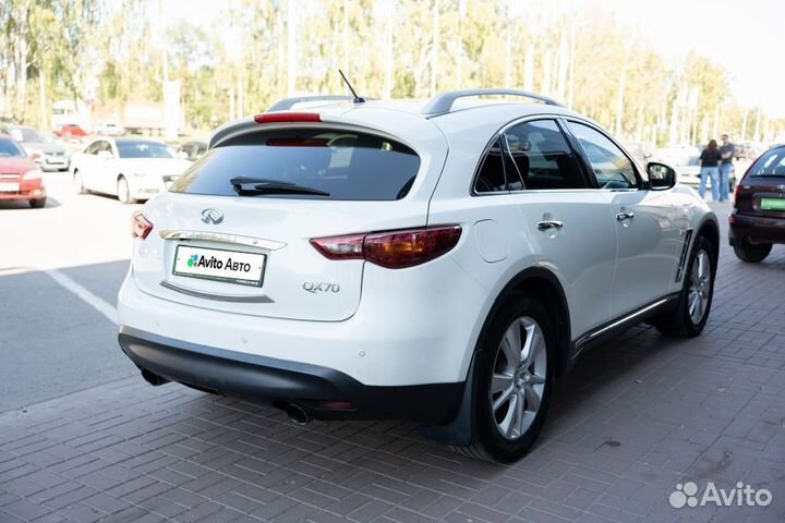 Infiniti QX70 3.0 AT, 2014, 171 000 км