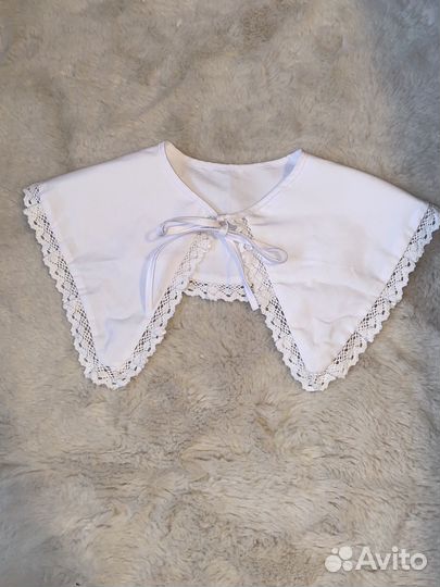 Воротник съемный белый