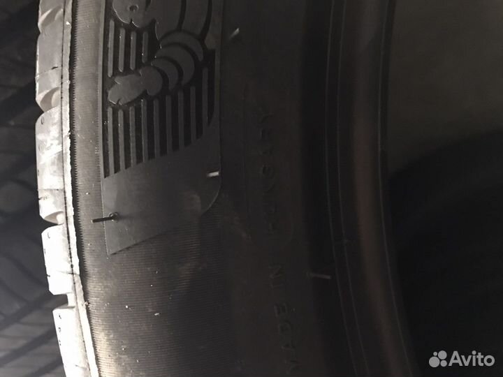 Michelin Pilot Sport 4 275/50 R21