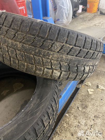 Toyo 310 235/50 R19 99