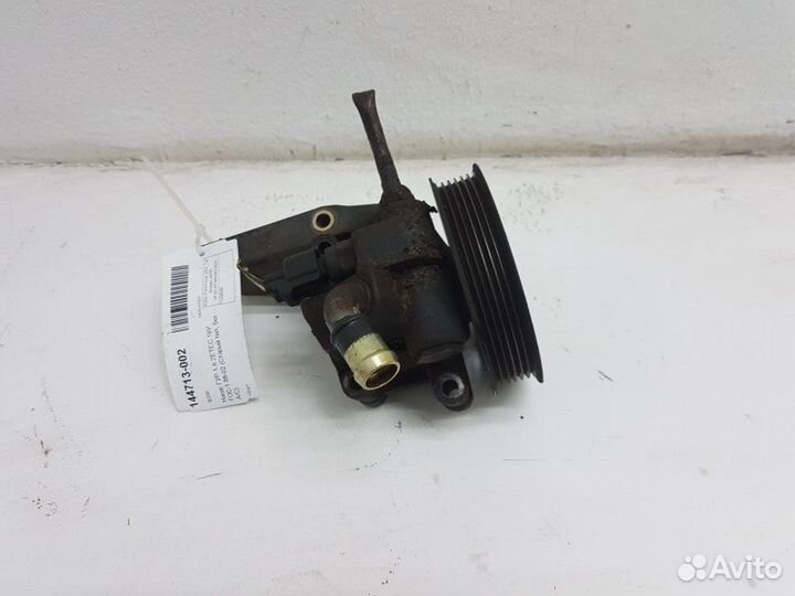 Насос гидроусилителя руля Ford Focus