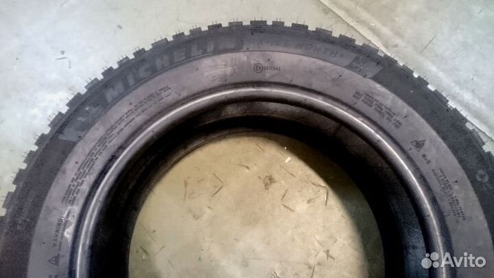 Michelin X-Ice North 4 235/50 R20 104T