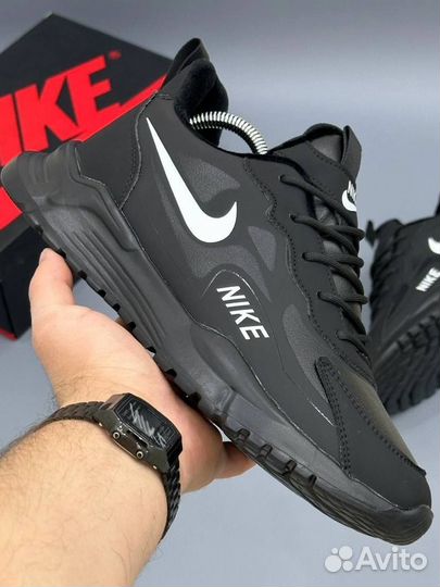 Зимние кроссовки Nike с мехом