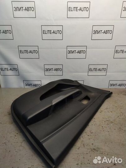 Обшивка двери передняя правая Kia Rio 3 1.4 2016