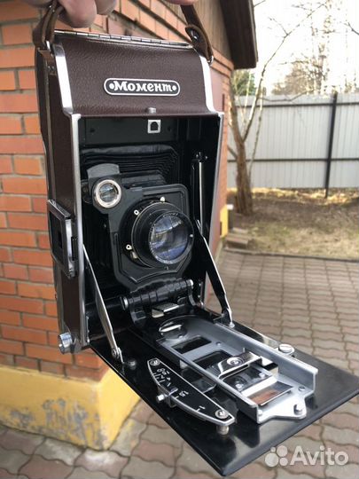 Советский фотоаппарат Момент