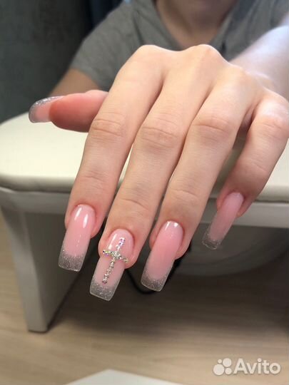 Маникюр