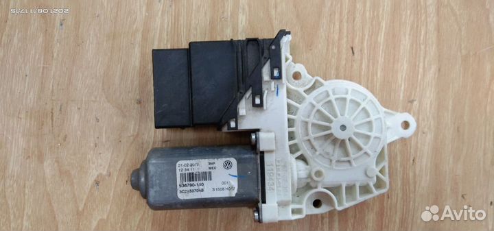 Моторчик стеклоподъемника Volkswagen Jetta