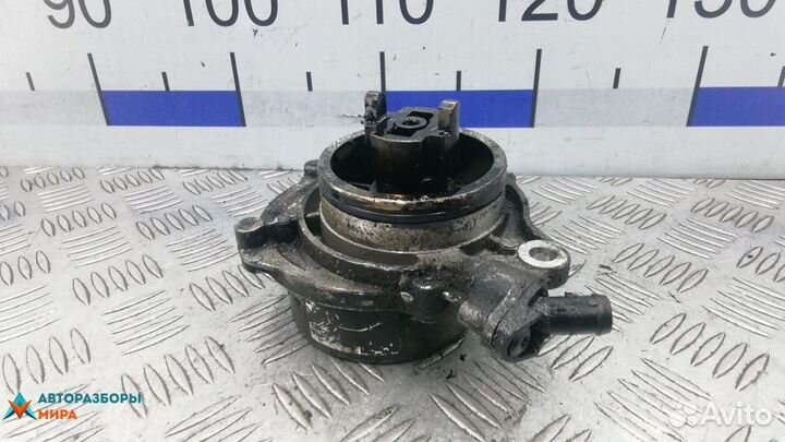 Насос вакуумный BMW X3 E83 рест. 2007 11667791232