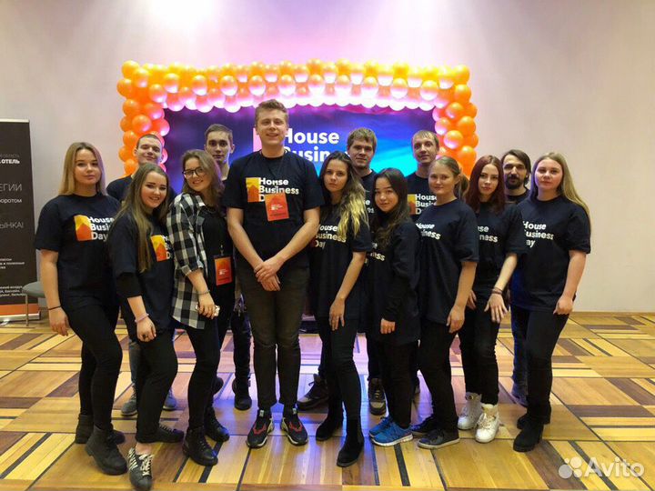 Дегустация промоутер хостес раздача листовок кукла