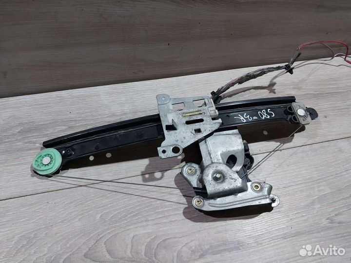 Стеклоподьемник задний Volvo S80 1998-2006