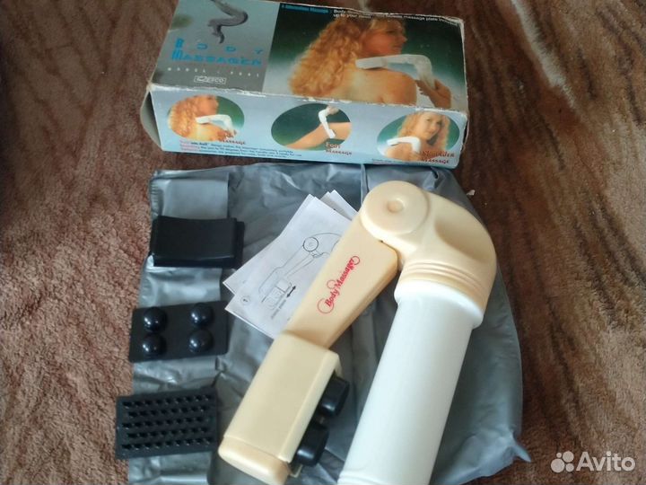 Магниты на холодильник, вышивка, CDдиски, массажер