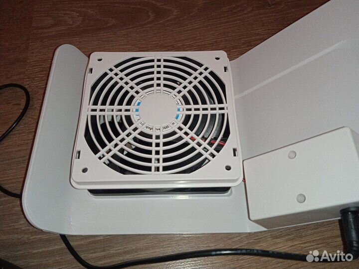 Пылесос для маникюра