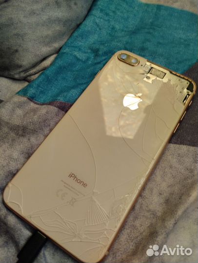 iPhone 8 Plus, 64 ГБ