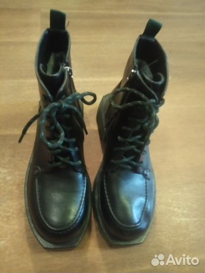 Ботинки женские зимние 39 размера