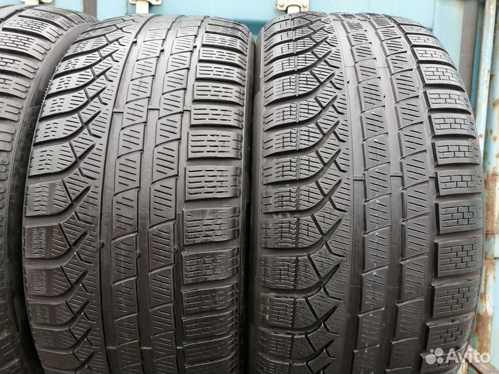 Pirelli P Zero Winter 245/45 R18 100V