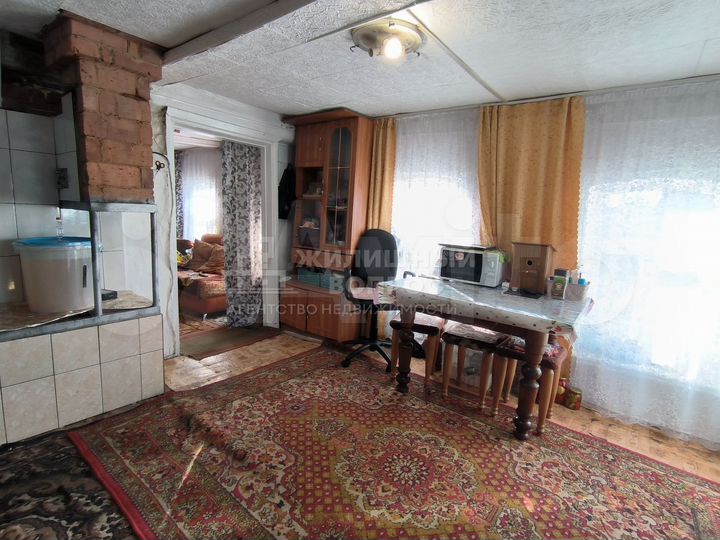 Дом 33,5 м² на участке 8,7 сот.