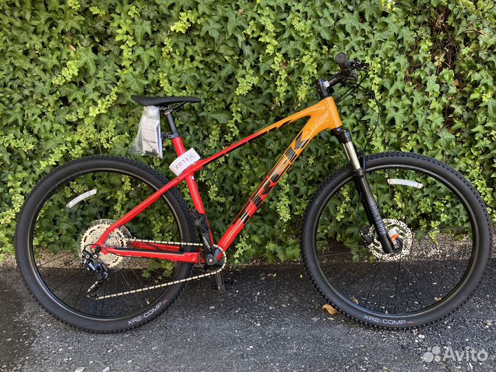 Велосипед Trek marlin 7 29 Marigold to Radioactive