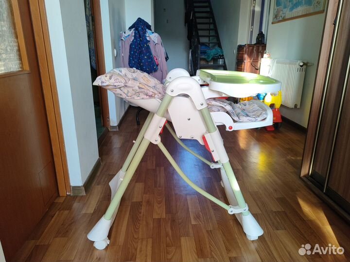 Стульчик для кормления happy baby