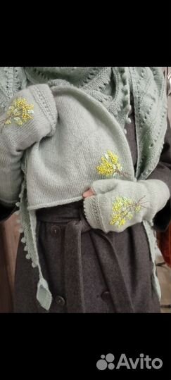 Новый комплект шапка и длинные митенки