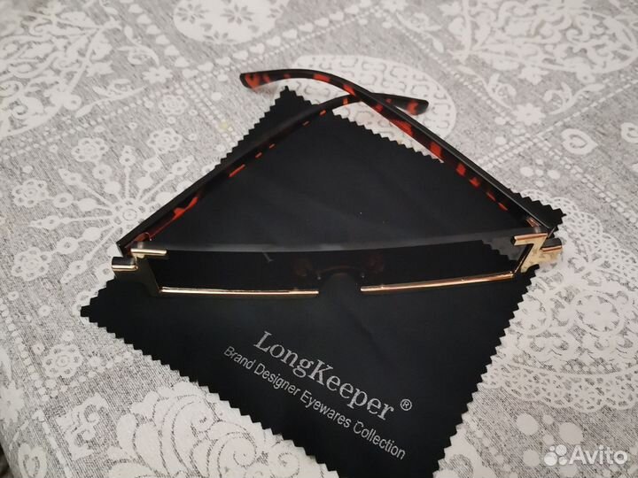 Новые солнцезащитные очки