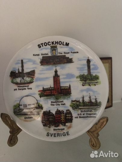 Настенная тарелка