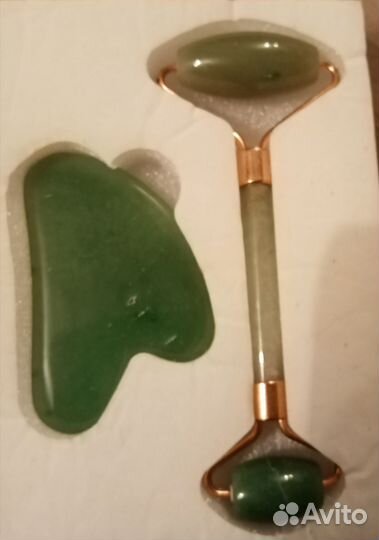 Набор для массажа лица. Ролик и Скребок Гуаша