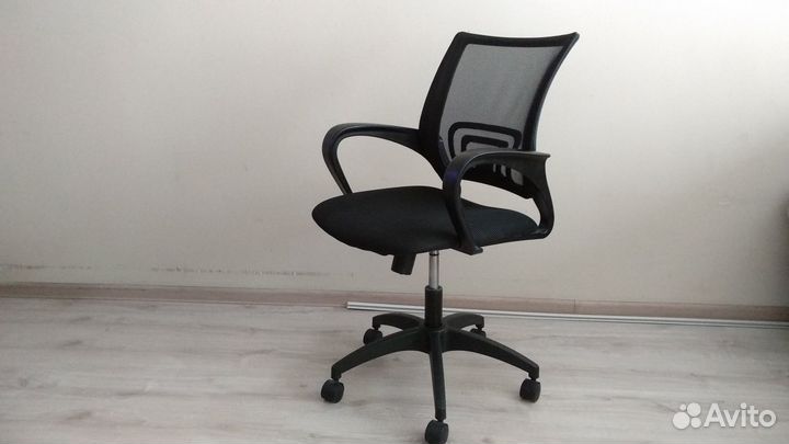 Офисное Компьютерное кресло стул бу
