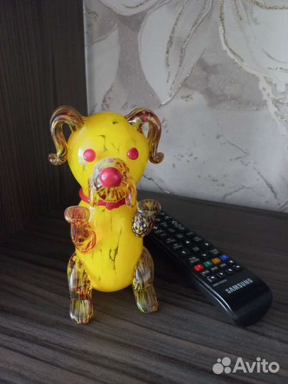 Стеклянные статуэтки