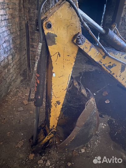 Навесной экскаватор