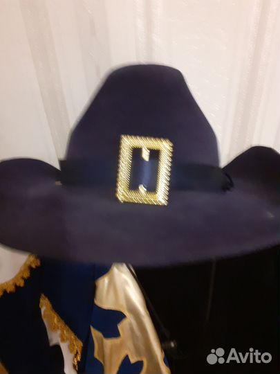 Новогодний костюм мушкетера