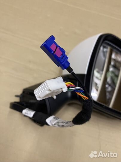 Зеркало правое Haval Jolion 10 контактов с камерой