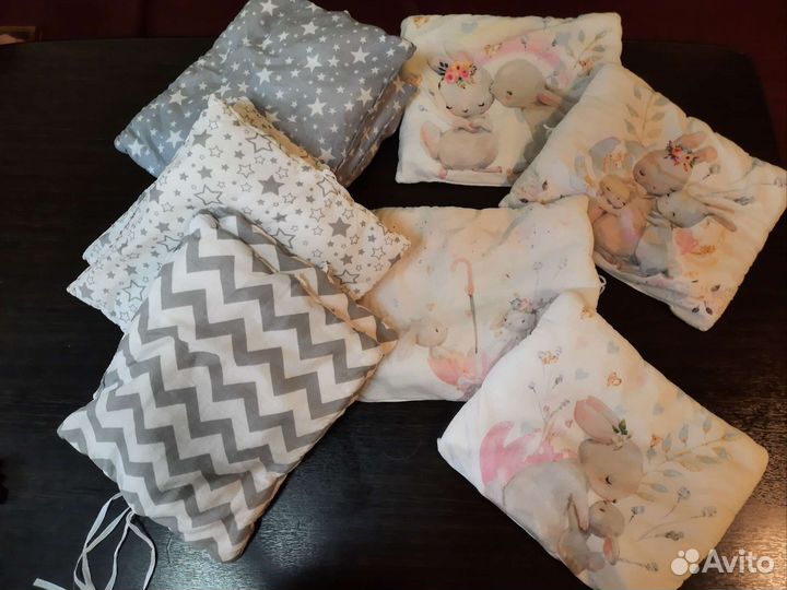 Бортики подушки в детскую кроватку