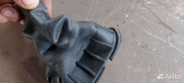 Кожух селектро на Ford Fiesta