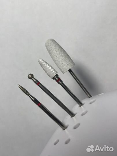 Мастер ногтевого сервиса