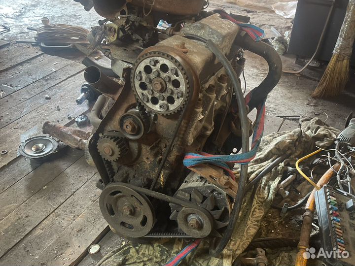 Двигатель 2109