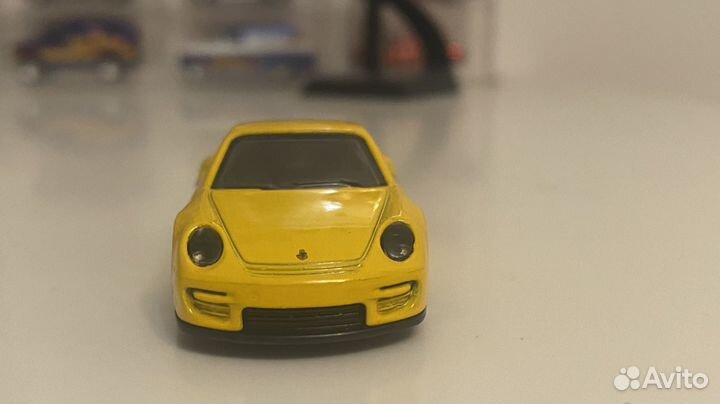 Hot Wheels Porsche 911 GT2