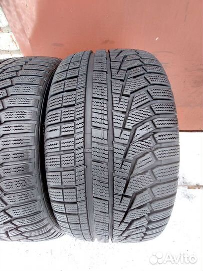 Hankook Winter I'Cept Evo2 W320 245/40 R19 98V
