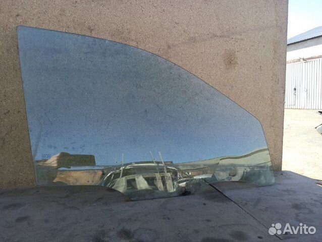 Стекло переднее правое Hyundai Sonata Y3 1993-1998