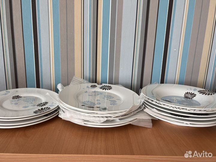 Набор тарелок