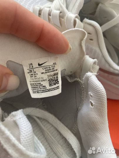 Кроссовки nike