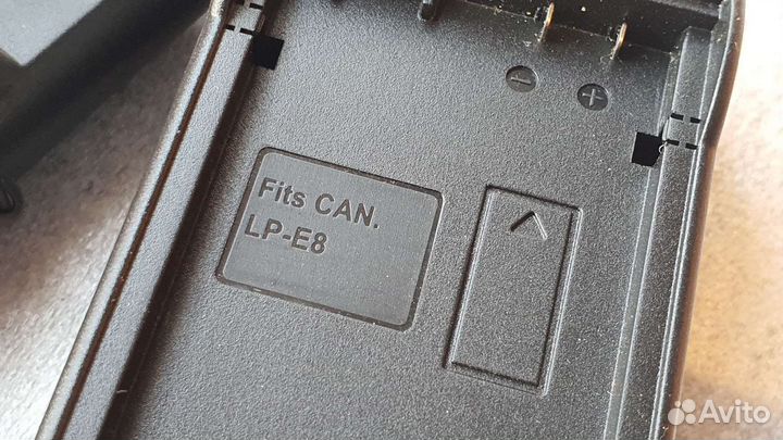 Зарядное устройство для Canon LP-E8 батареи