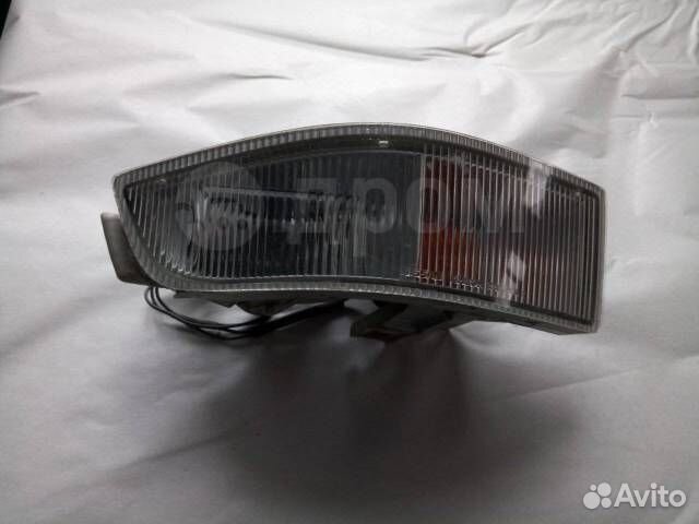 Nissan Leopard Y33 Поворотник