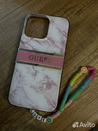 Чехол на iPhone 13 pro guess
