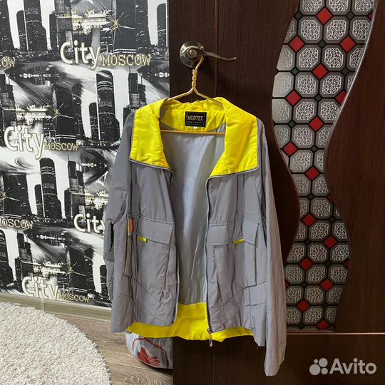 Куртка женская размер S