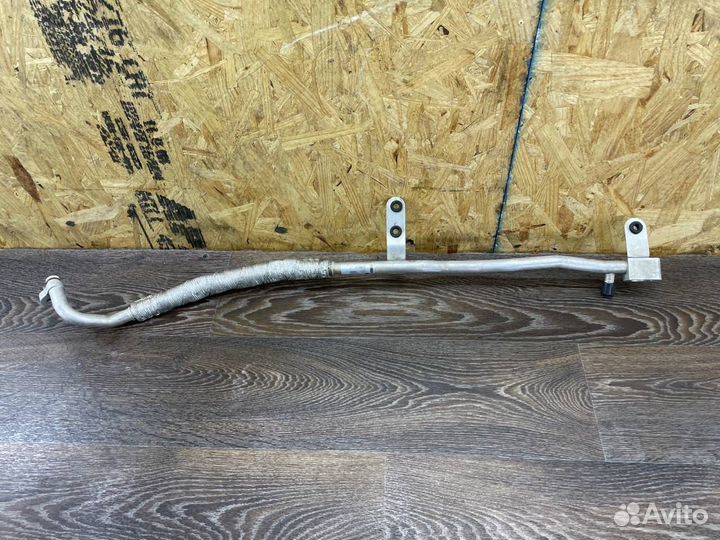 Всасывающая трубка BMW F10 F06 F12 F13