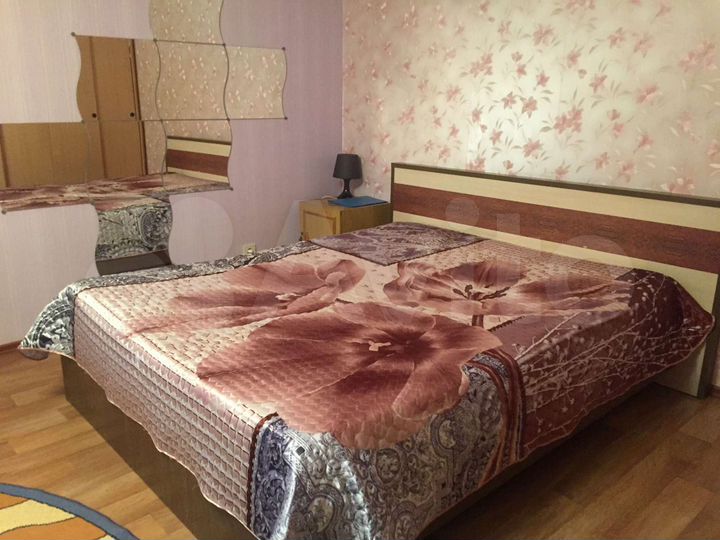 1-к. квартира, 42 м², 4/10 эт.
