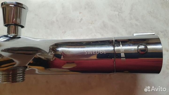 Смеситель с терморегулятором swedbe