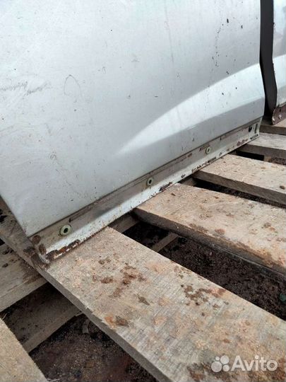 Двери правые Infiniti FX