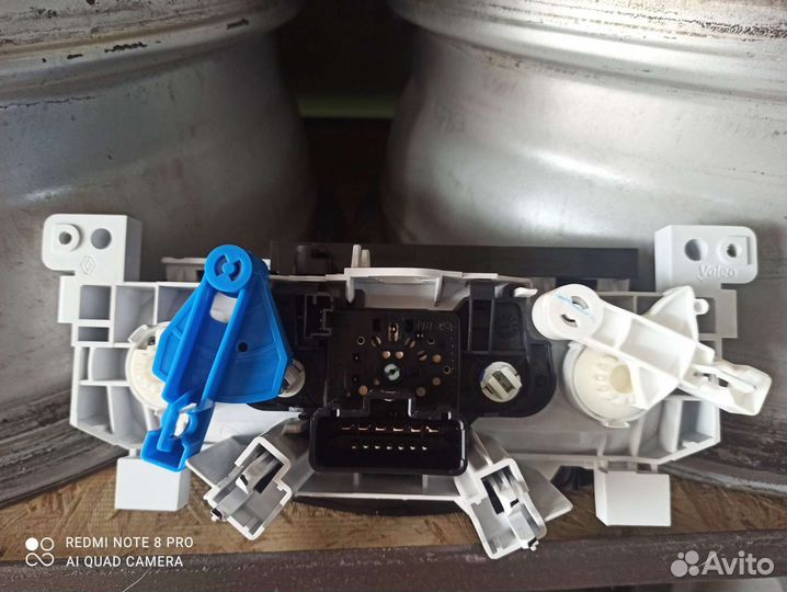 Панель управления кондиционером Renault Logan 2